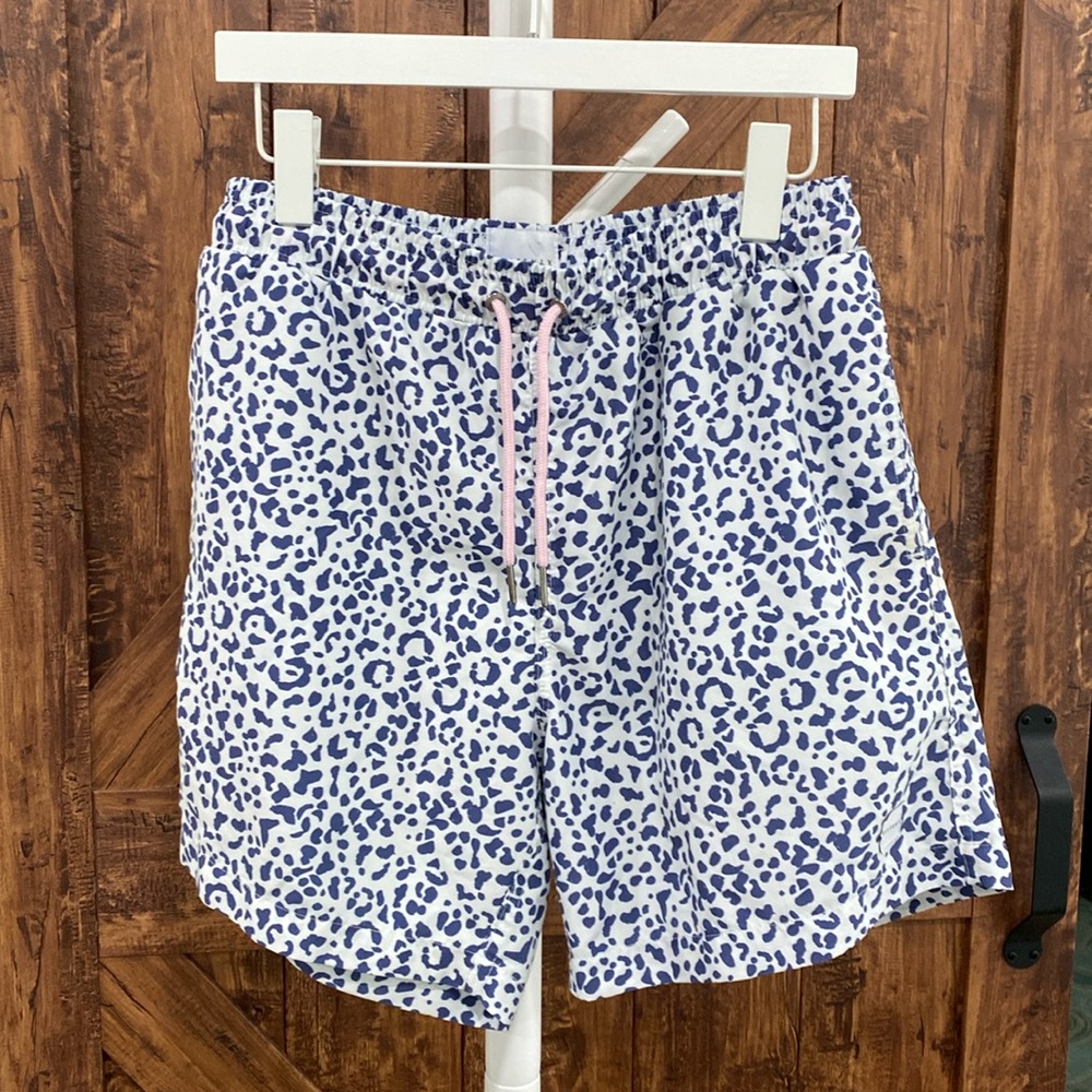 All Fenix size xl shorts   Australian brand